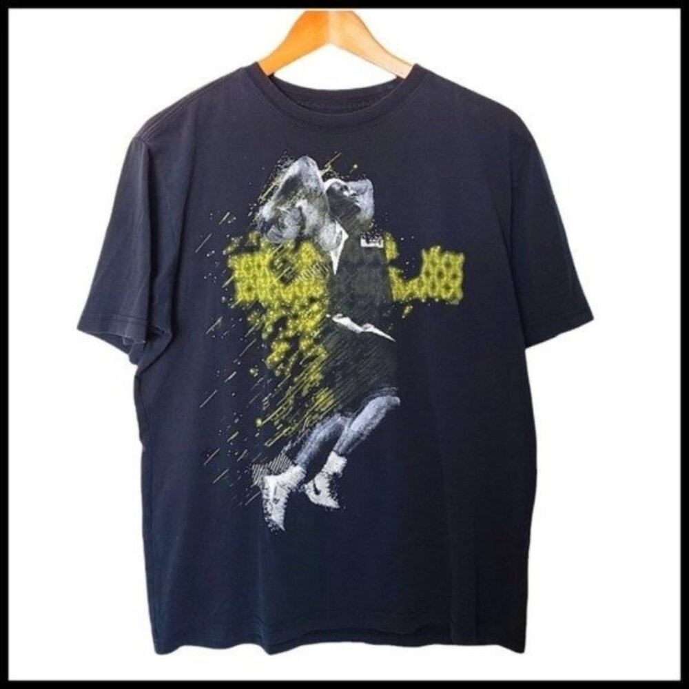 Nike Dri-Fit Graphic Tee Short Sleeve LeBron James L Large‎ Black